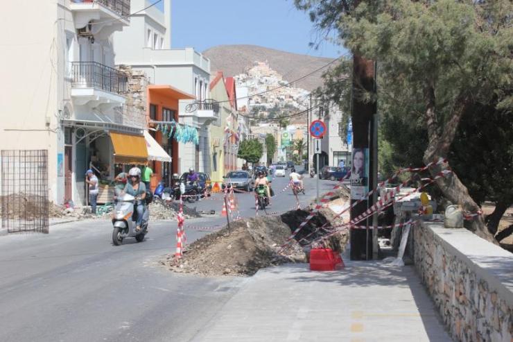 Κυκλοφοριακές ρυθμίσεις στην οδό Ηρώων Πολυτεχνείου