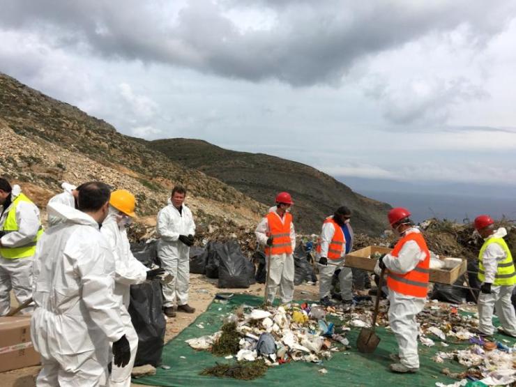 Τα “ευρήματα” των πράσινων κάδων 