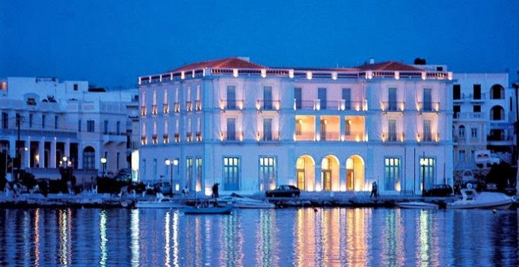 Εικαστικά μονοπάτια... στην Τήνο