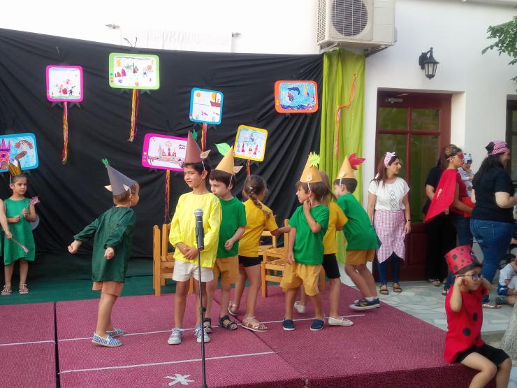 Αγαπημένοι μικροί... ήρωες αποχαιρέτησαν το σχολείο 