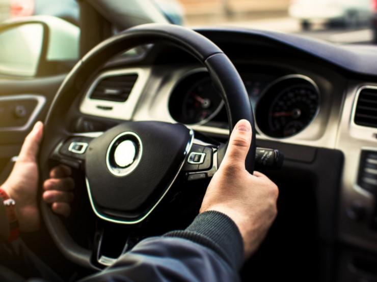 Ολιγοήμερη αδυναμία εξυπηρέτησης των πολιτών για άδειες οδήγησης και κυκλοφορίας οχημάτων