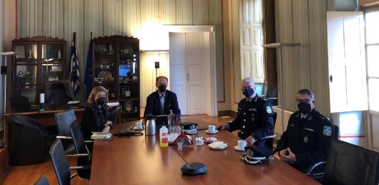 Επίσκεψη του νέου Γενικού Περιφερειακού Αστυνομικού Διευθυντή Νοτίου Αιγαίου στο Επιμελητήριο Κυκλάδων