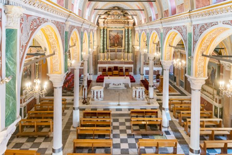 Καθεδρικός ναός Αγίου Γεωργίου Άνω Σύρου: Αρχίζουν τέλος Αυγούστου εργασίες αποκατάστασης αγιογραφιών