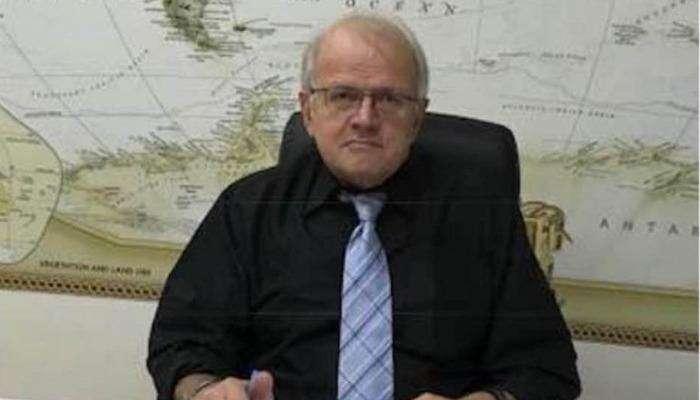 Σαντορίνη: Πυρά Τσελέντη για την παράνομη δόμηση 