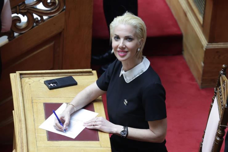 Κ. Μονογυιού: Αναφορά προς την υπουργό Παιδείας για τη δίκαιη αναμοριοδότηση των σχολείων στις Κυκλάδες