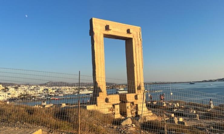 Δήμαρχος Νάξου: Δεκτά εν μέρει τα ασφαλιστικά μέτρα για το συρματόπλεγμα στην "Πορτάρα"