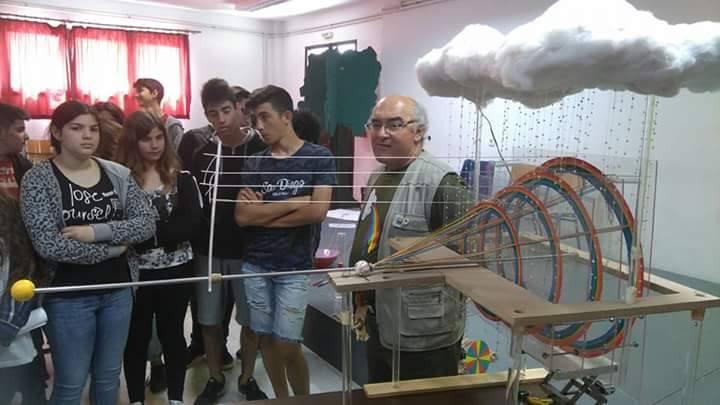 «Αποκαθιστούμε το λάθος των σχολικών βιβλίων»