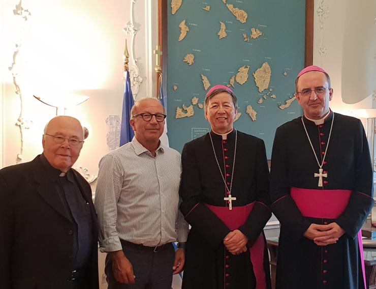 Επίσκεψη του Αποστολικού Νούντσιου στην Περιφέρεια Νοτίου Αιγαίου