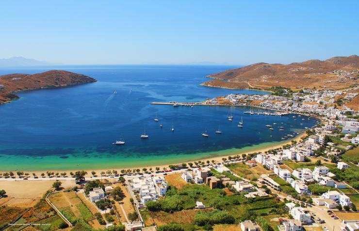 Ακυβερνησία και εγκατάλειψη Ι/Φ σκάφους στη Σέριφο