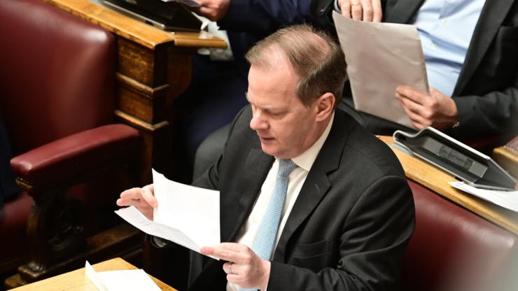 Τέμπη: Με 154 ψήφους πέρασε η πρόταση για την προανακριτική Καραμανλή