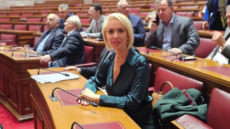 Παρέμβαση της Κατερίνας Μονογυιού για την ενίσχυση της αστυνομικής δύναμης στις Κυκλάδες