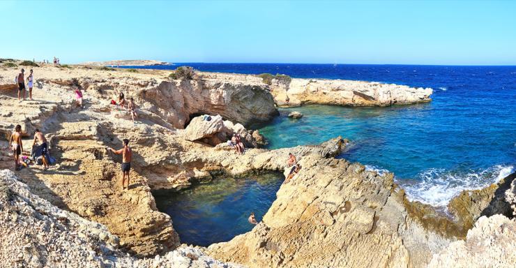 Το Άνω Κουφονήσι στη λίστα με τους καλύτερους προορισμούς για το 2026