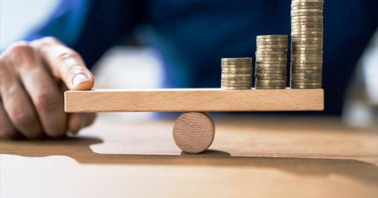 Προϋπολογισμός: 2,7 δισ. για μέτρα στήριξης στα νοικοκυριά το 2024