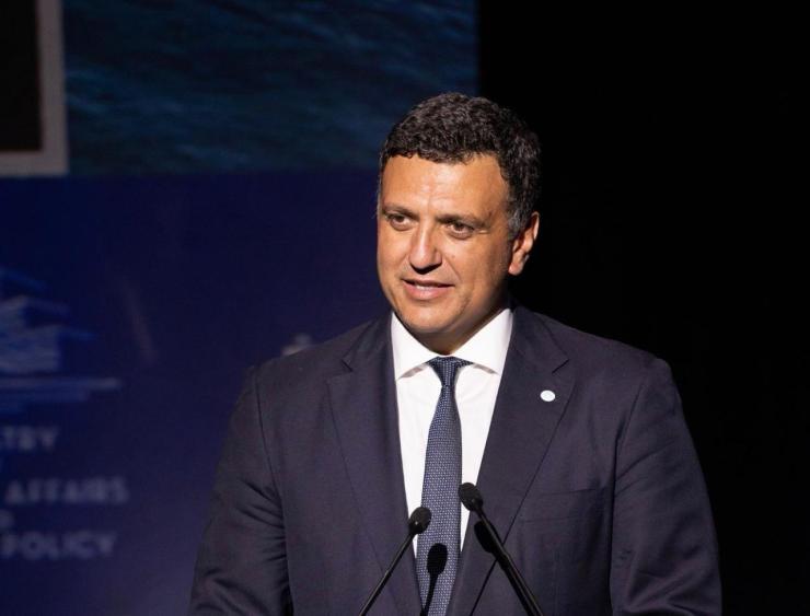 Σε αυξημένη επιφυλακή το Υπουργείο Ναυτιλίας για τις εξελίξεις σε Περσικό Κόλπο και Στενά του Ορμούζ