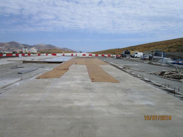 «Παγώνει» το έργο αναβάθμισης του αεροδρομίου Σύρου