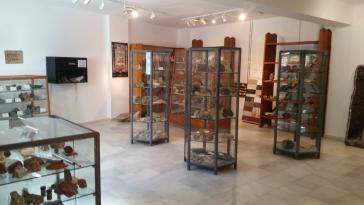 Επίσκεψη κι εκδήλωση στο Γεωλογικό Μουσείο Απειράνθου 