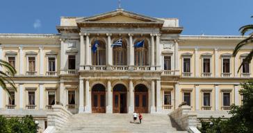 Υπέρ της πρότασης Χατζημάρκου για τα επικινδύνως ετοιμόρροπα κτίρια ο Δήμος Σύρου - Ερμούπολης