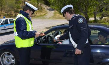 Απρίλιος: Στατιστικά στοιχεία τροχαίων ατυχημάτων και παραβάσεων