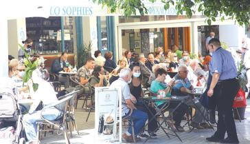 Στα ύψη τα έξοδα: Δύσκολες στιγμές για την εστίαση και τον επισιτισμό