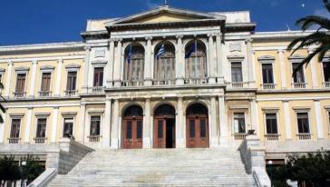 Απαιτούν δημοκρατικές αποφάσεις σε τουρισμό και πολιτισμό 