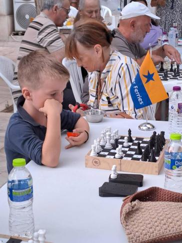 Σύρος: Για μία ακόμη χρονιά διοργανώνεται το "Σκάκι στα τυφλά"