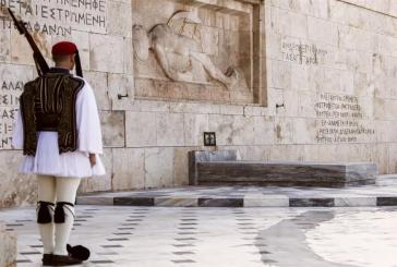 Μνημείο Αγνώστου Στρατιώτη: Στην Ολομέλεια μεταφέρεται η σύγκρουση