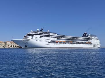 Από το Πάσχα “ανοίγει” η σεζόν της κρουαζιέρας στη Σύρο 