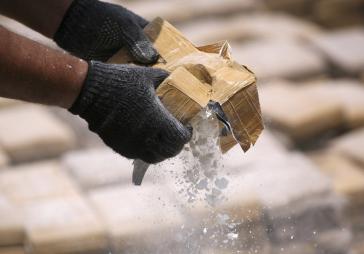 Εξαρθρώθηκε κύκλωμα που διακινούσε ηρωίνη στη Σαντορίνη