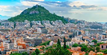 ΑΑΔΕ: Πέφτει στο 5% η παρακράτηση σε μεταβιβάσεις ακινήτων