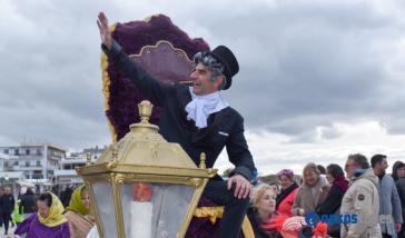 Καρναβάλι Νάξου: Άρματα, σάτιρα και πλήθος κόσμου παρά το κρύο