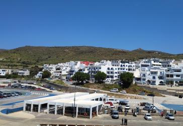 Ανάπλαση των στεγάστρων στο λιμάνι της Τήνου