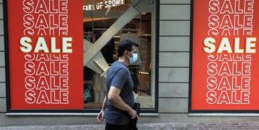 Πότε θα αρχίσουν οι καλοκαιρινές εκπτώσεις – Τι να προσέξουμε