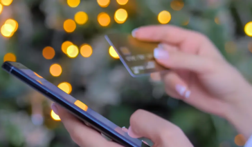 Δώρο Χριστουγέννων: Ποιοι δικαιούνται επίδομα κοινωνικής αλληλεγγύης - Πότε θα δοθούν τα ποσά