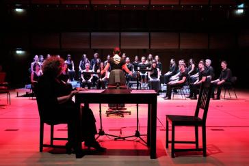 «Νότες που αρμενίζουν» στην Άνδρο - Εργαστήριο χορωδίας και αφήγησης για ενήλικες