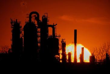 Πόλεμος στη Μέση Ανατολή: Πότε θα φτάσουν στην Ελλάδα οι αυξήσεις - «φωτιά» στις τιμές του πετρελαίου